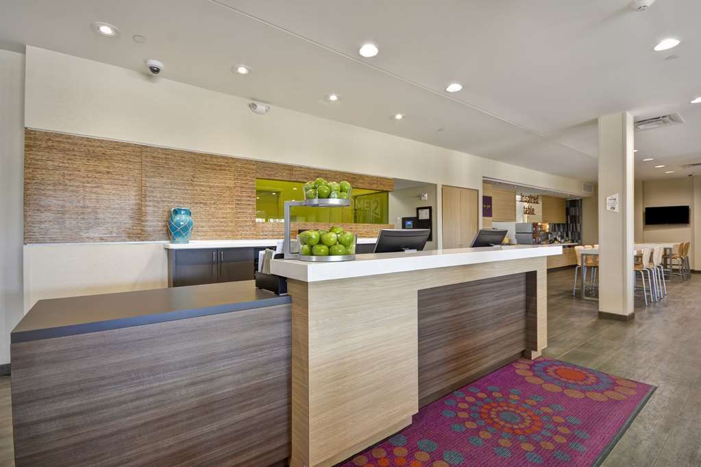 Home2 Suites By Hilton Stow Akron Interior photo